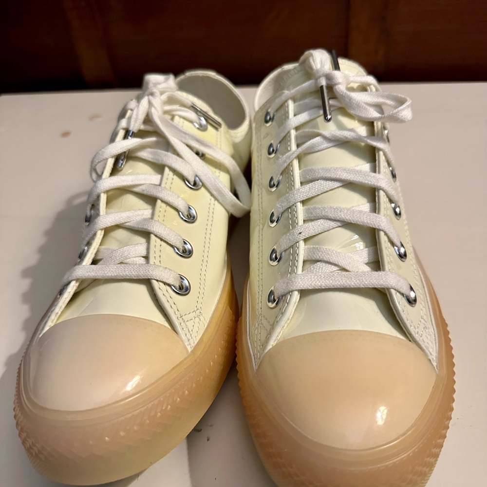 Converse Chuck Taylor All Star Low 'Glow' 165605C